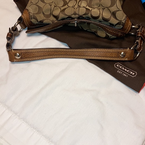 Coach Shoulder Bag - Picture 10 of 15